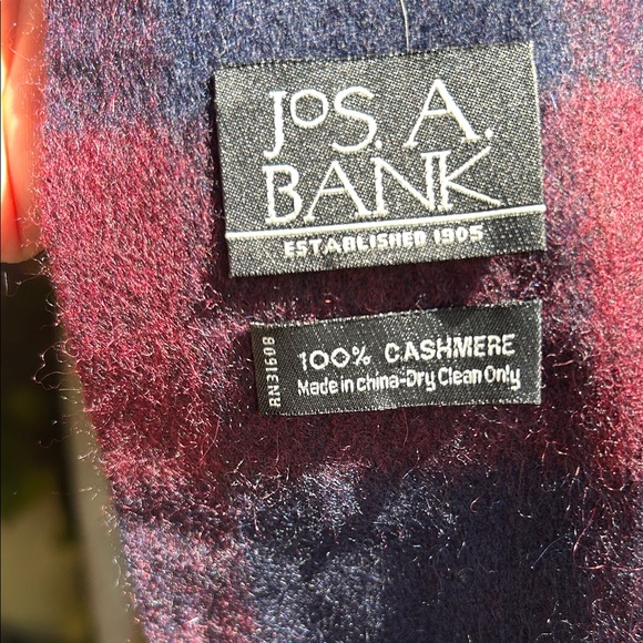 Cashmere Plaid Scarf with Fringe by Jos. A. Bank NWOT - Picture 3 of 4